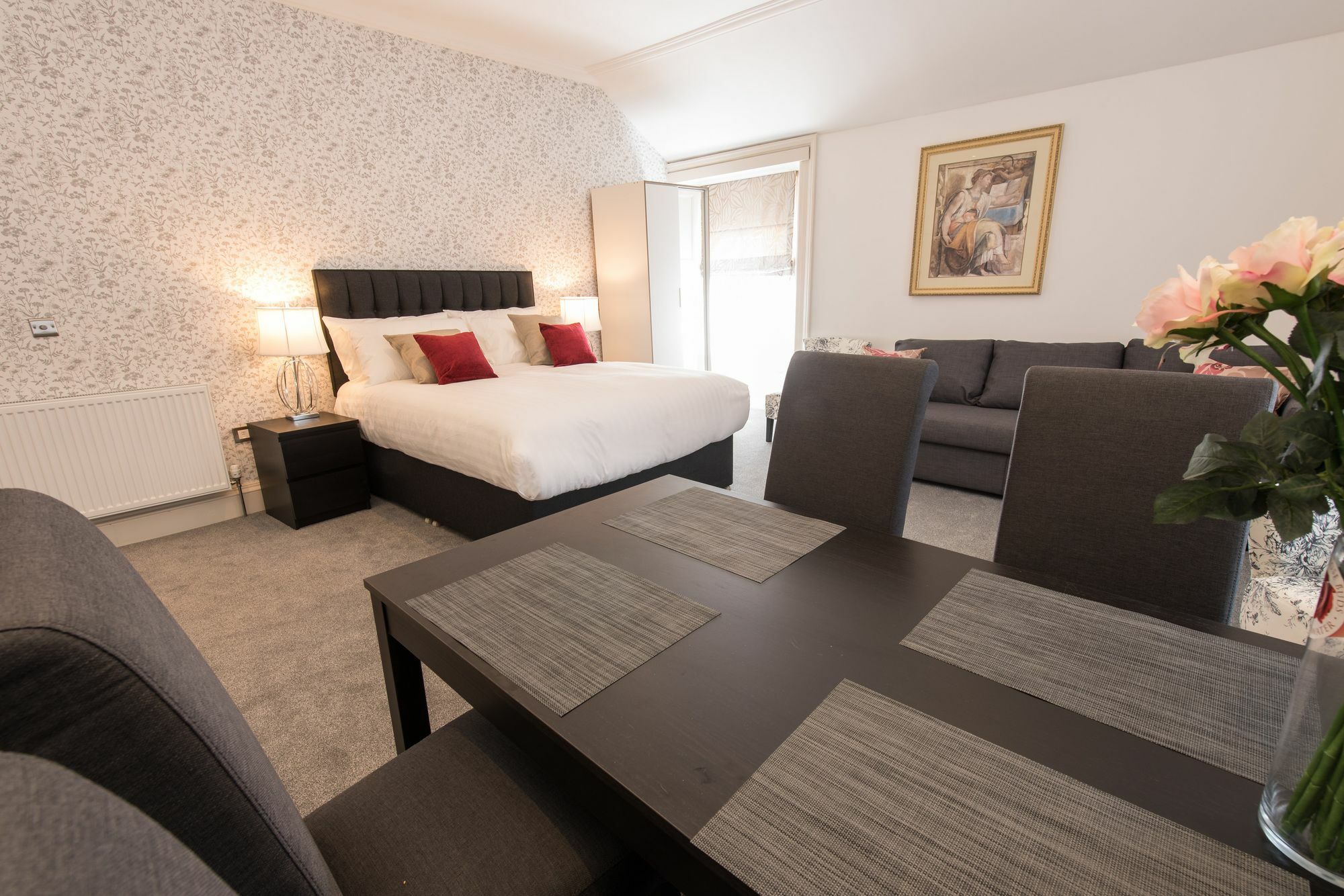 Royal Princes Suites Edimburgo Esterno foto